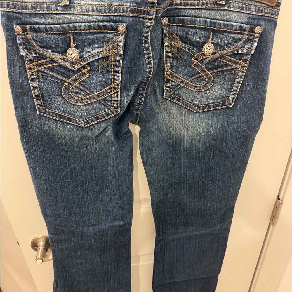 Silver Jeans Women's Boot Cut in Classic Blue